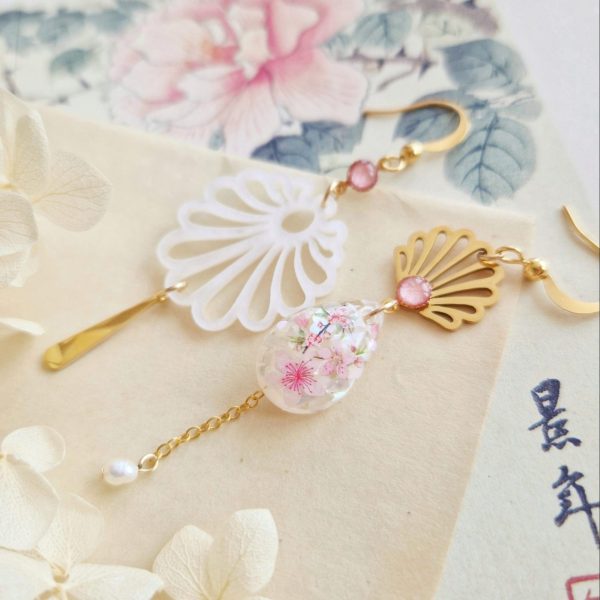 Révérée Nacrée - Boucles d'oreilles – Image 4